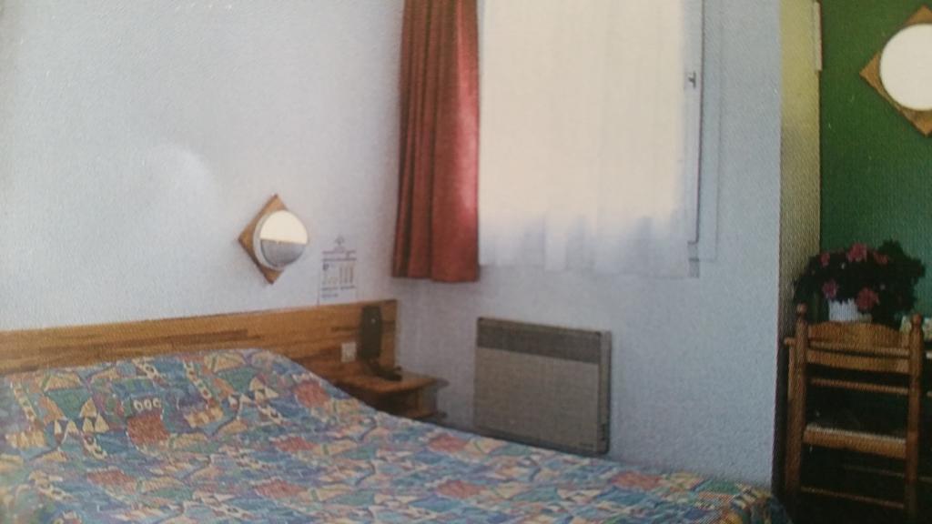 Hotel Noctuel Rambouillet Habitación foto